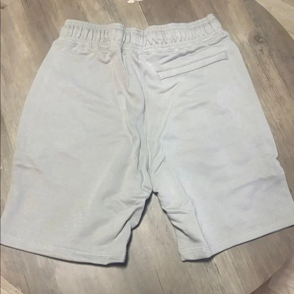 Tommy John Men's Light Gray Casual Shorts - Picture 4 of 4